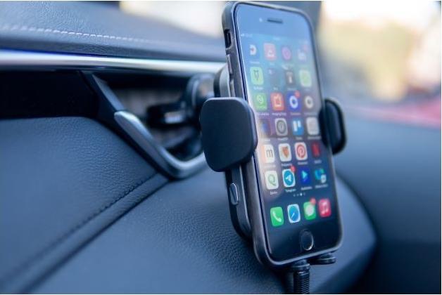 Actual product image Swissten Car Holder with Wireless Charger