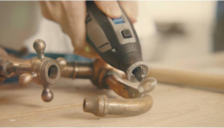 Image du produit Dremel 8240, 3 accessoires, 45 pièces y compris EZ Speed Clic