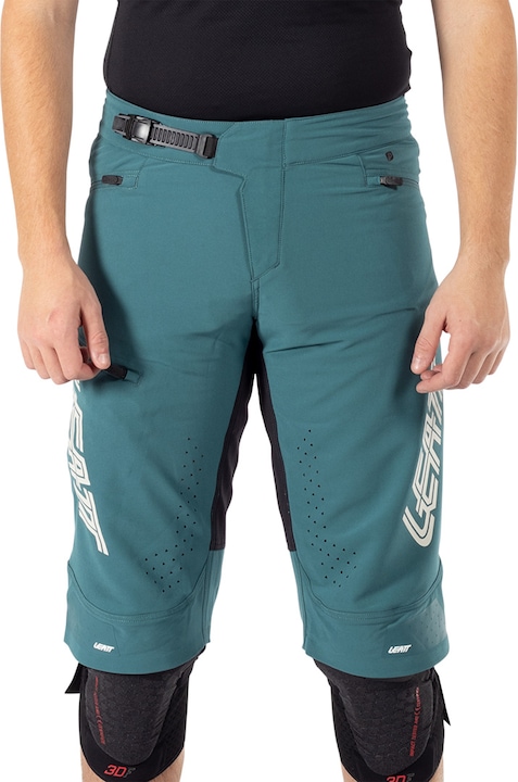 Actual product image Leatt MTB Gravity 4.0 Shorts (M)