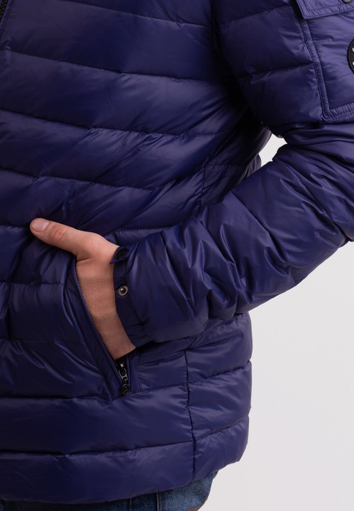 Actual product image Cash-Mere Daunenjacke mit Kapuze und Kaschmirfutter (S)