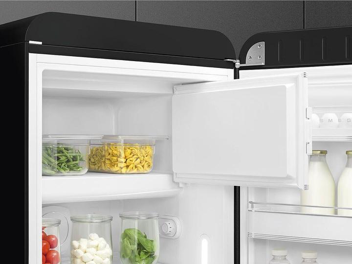 Produktbild Smeg FAB28RBL6 Kühlschrank Rechtsanschlag Schwarz 50's Style (270 l)