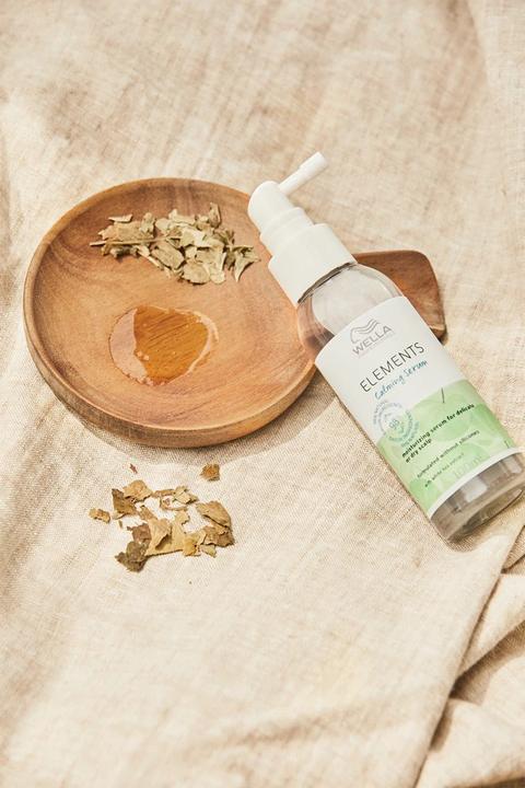 Actual product image Wella Elements Soothing Serum 100ml (100 ml)