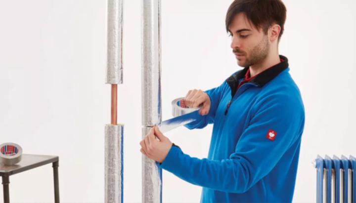 Produktbild tesa Aluminiumklebeband 60650 ohne Liner Länge 50 m Breite 50 mm (50 mm)