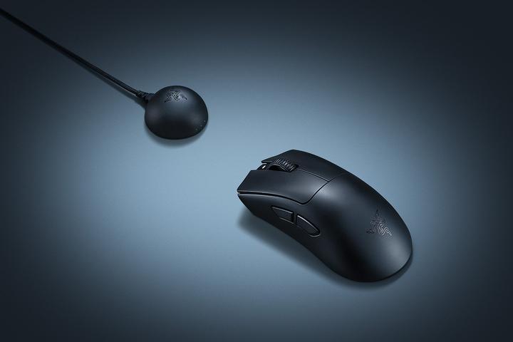 Actual product image Razer Deathadder V4 Pro Mouse Black (Wireless)