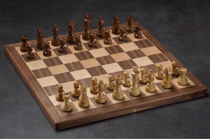 Image du produit Ulbrich Design Cassette d'échecs en noyer/érable moucheté