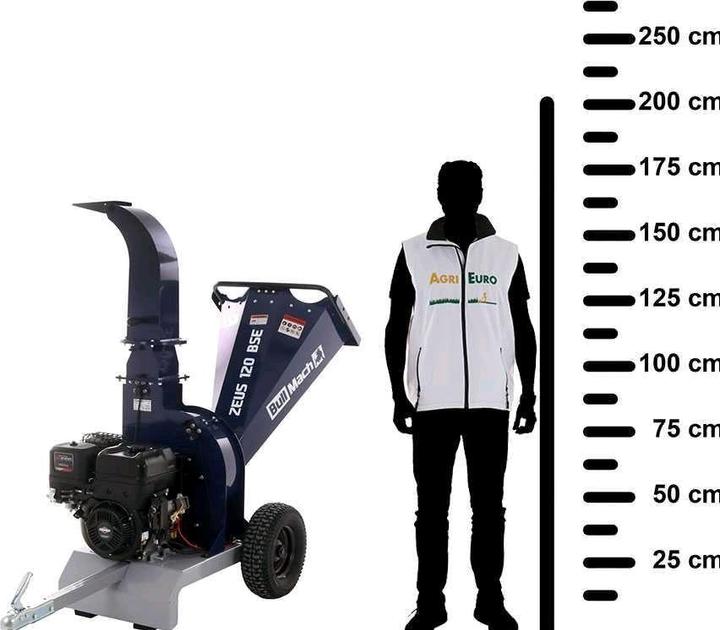 Actual product image BullMach Professional petrol wood chipper