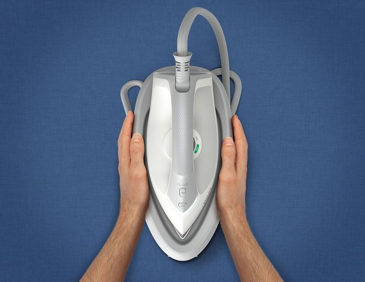 Actual product image Philips 2000 series PSG2000/80 Steam Generator Iron (2400 W, 300 g/min)