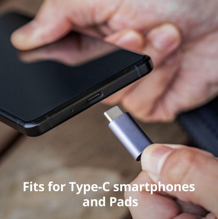 Actual product image Pgytech CreateMate High-speed Card Reader Case (USB-C)