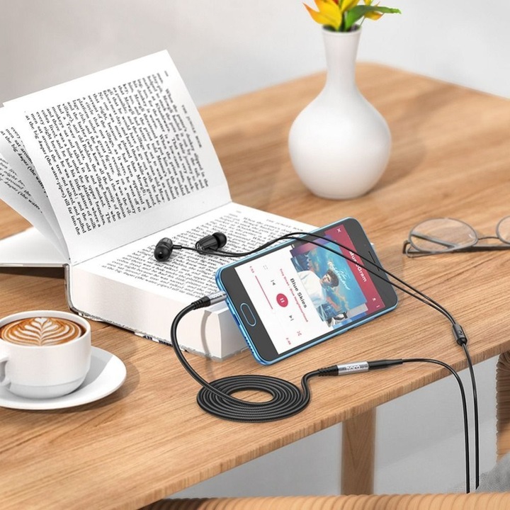 Actual product image Hoco - Audio Cable (UPA20) - Jack 3.5mm, 1xMale to 1xFemale, 2m - Grey (2 m)