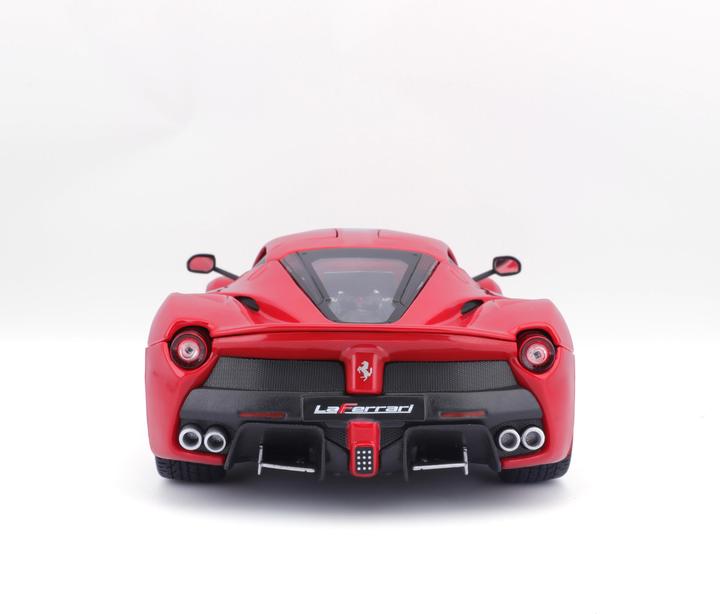 Actual product image Bburago Ferrari LaFerr