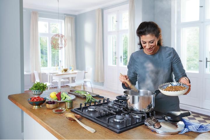 Immagine prodotto WMF Schnellkochtopf 4,5l Dampfkochtopf Perfect Premium Induktion Edelstahl 18/10 (Cucina a vapore, Acciaio inossidabile, 22 x 13.50 cm)