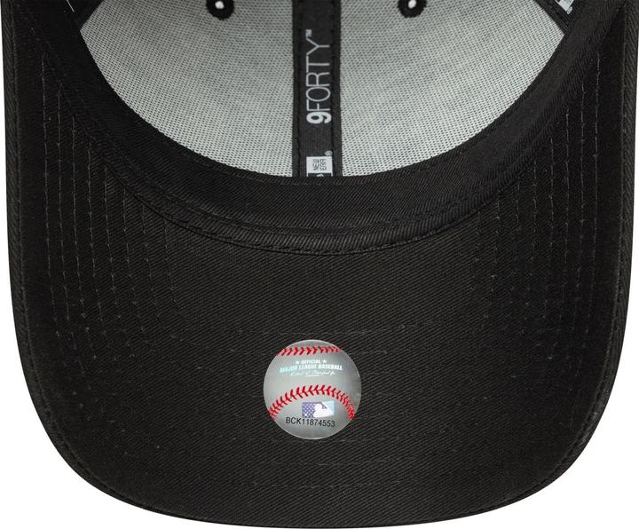 Actual product image New Era 9Forty Strapback Cap Snake New York Yankees Schwarz