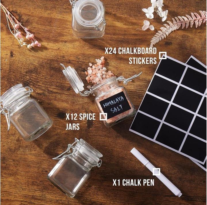 Image du produit Oak & Steel Pots à épices avec couvercle 12 pièces (Différentes épices)