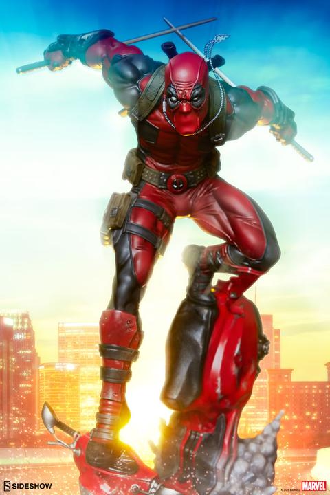 Sideshow Marvel “Deadpool” Premium Format Figur