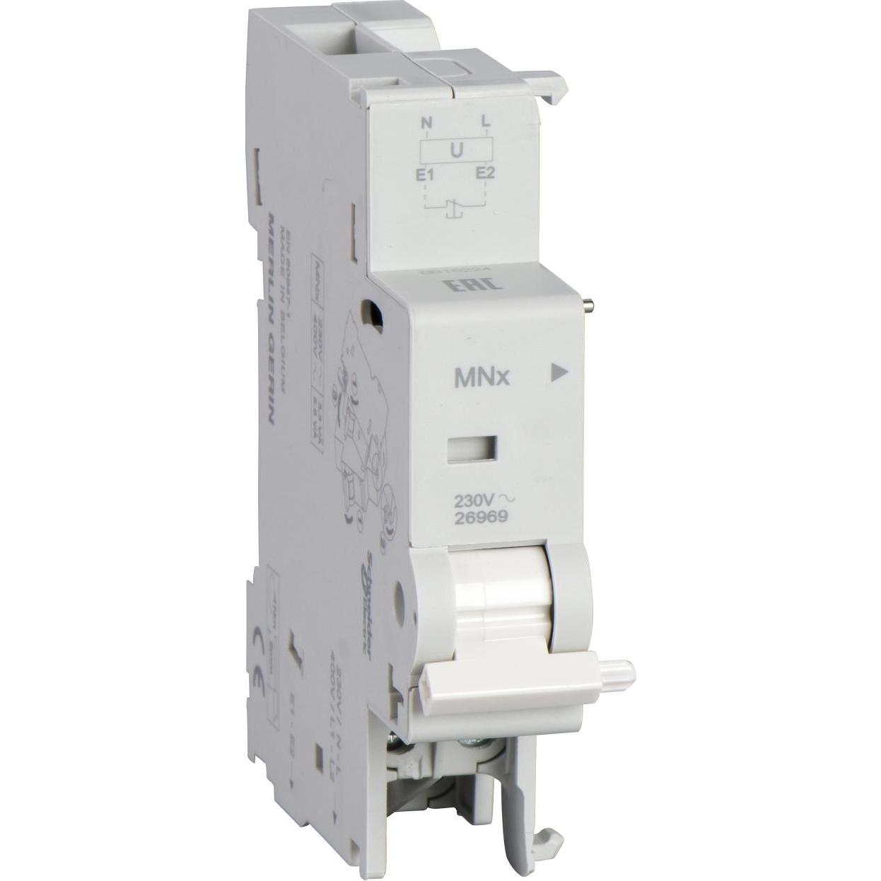Schneider M9A26969, Relais