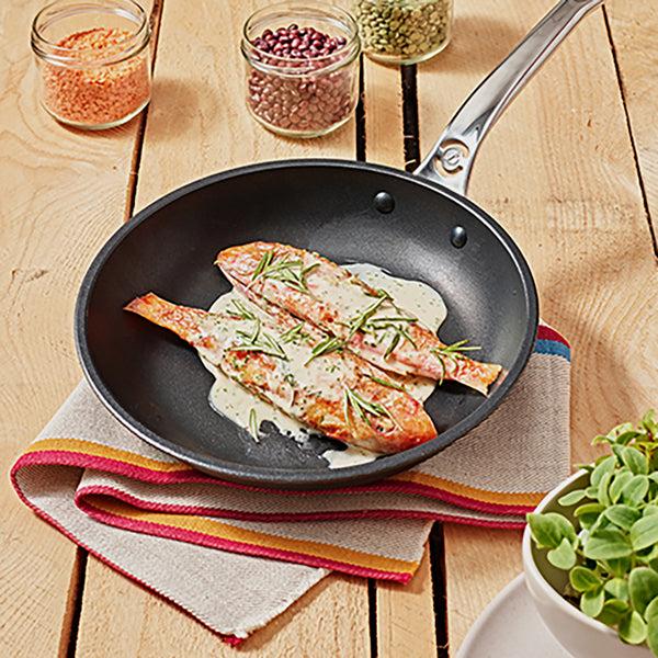 Image du produit de Buyer Choc Extreme poêle à frire anti-adhésive induction (Poêle à frire, Aluminium, 28 x 4 cm)