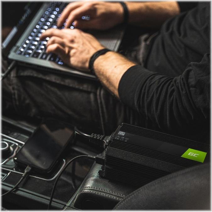 Productafbeelding GreenCell Omvormer 24V naar 230V zuivere sinus 1500W