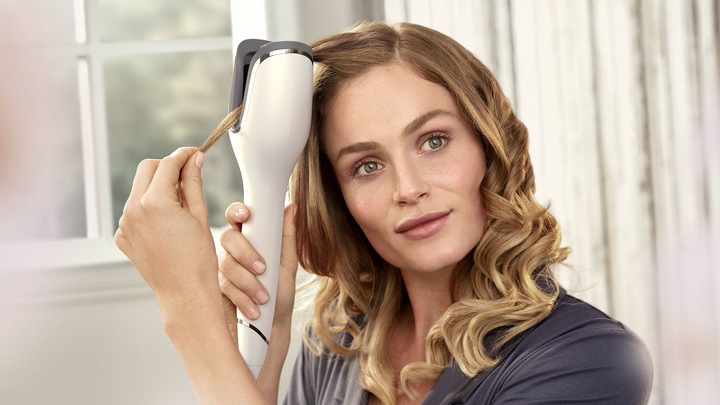 Actual product image Philips StyleCare Prestige MoistureProtect Auto-Curler