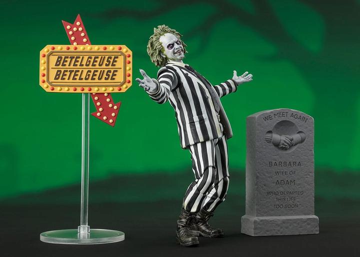 Actual product image Bandai Beetlejuice Beetlejuice S.H.Figuarts Action Figure Beetlejuice 15 cm