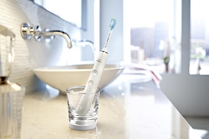 Actual product image Philips Sonicare DiamondClean Smart 9400 (Sonic toothbrush)