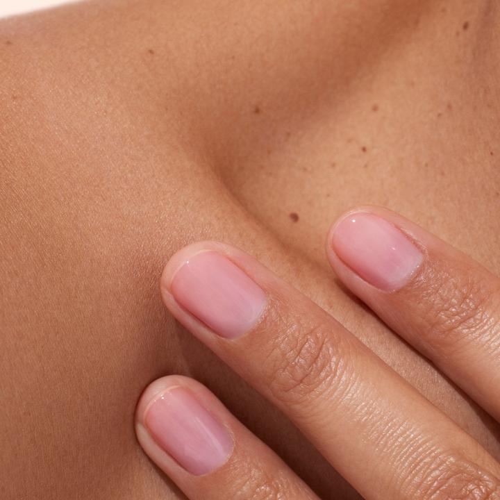 Actual product image Manucurist Active Glow (Blueberry Pink Organic Juice Almond)