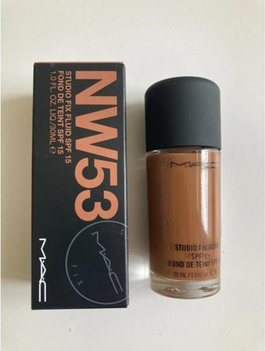 Produktbild MAC Cosmetics Studio Fix Fluid SPF 15 (Nr. NC53)