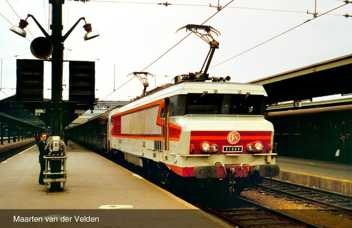 Actual product image Hornby SNCF Electric locomotive CC 21003 béton Ep.IV DC (Track H0)