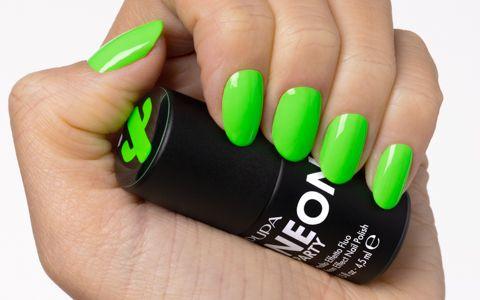Actual product image Pupa Milano Neon Effect Nail Polish 300 - Chiringuito Green 4.5 ml (300 Chiringuito Green, Colour paint)