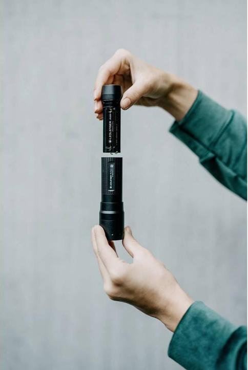 Actual product image Ledlenser P6 Core (12.50 cm, 300 lm)