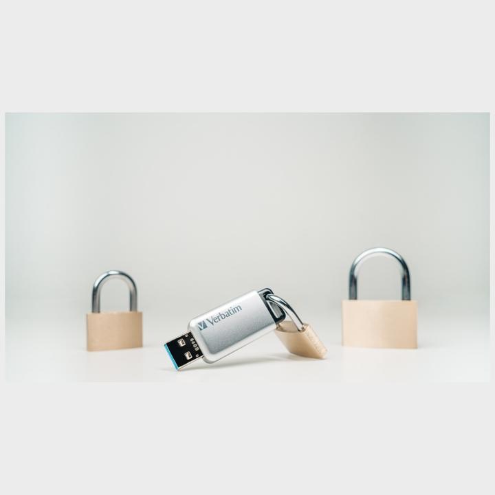 Produktbild Verbatim Usb 3.0 Drive 32gb Secure Data Pro (pc Mac) (32 GB, USB-A)