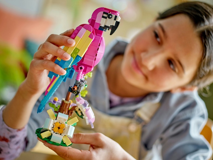 Image du produit LEGO Creator 3-en-1 31144 Le Perroquet Exotique Rose (31144, LEGO Creator 3-in-1)