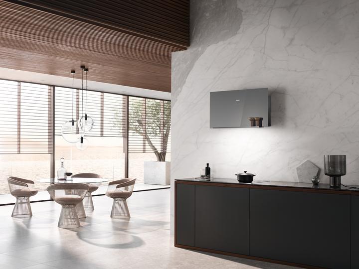 Actual product image Miele DA 9092 W Screen (Wall hood)