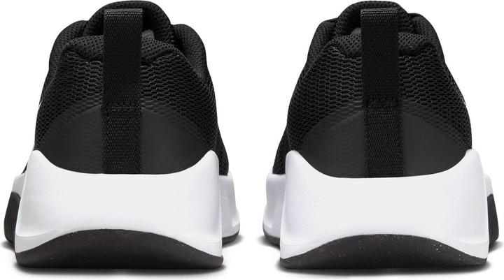 Actual product image Nike Women's MC Trainer 3 (40.5)