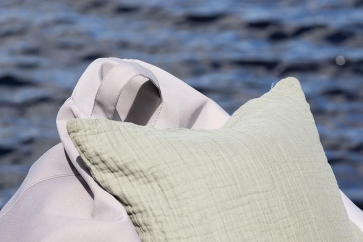 Actual product image Venture Home Beanbag Bago