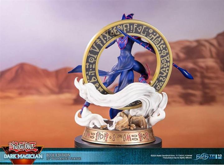 Produktbild First 4 Figures Yu-Gi-Oh. Dark Magician (Blue Edition)