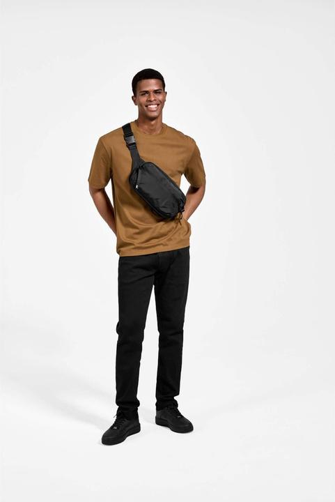 Actual product image tomtoc Aviator-T33 Chest Bag