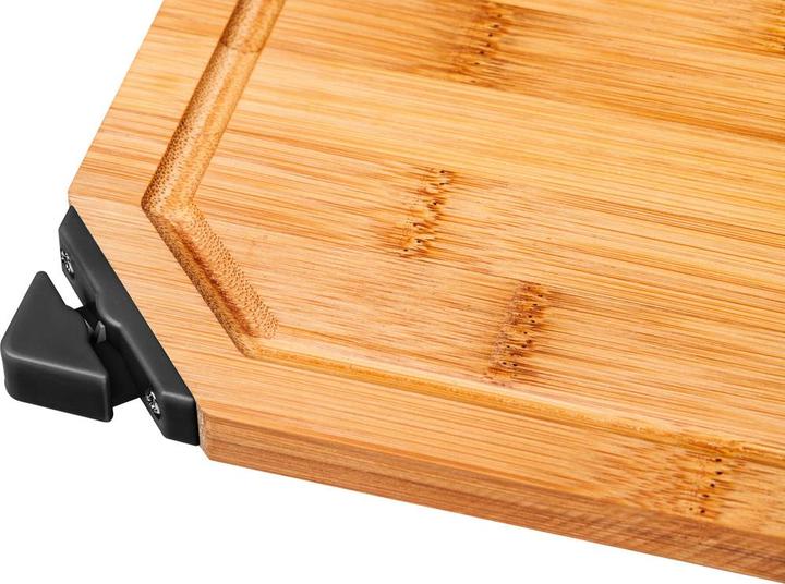 Actual product image Lamart cutting board 32×22×1.2 cm with sharpener