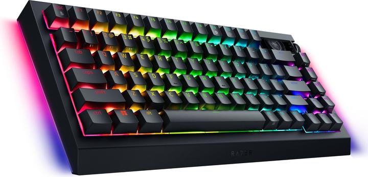 Actual product image Razer BlackWidow V4 Pro (US, Cable, Wireless)