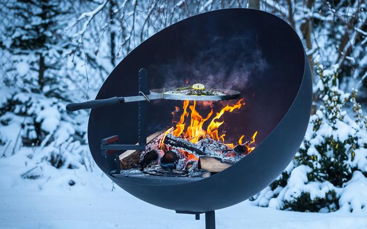 Actual product image Feu du Jardin Lune incl. grill grate 50cm and swivel arm (100 cm)