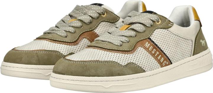 Actual product image Mustang Sneaker (40)