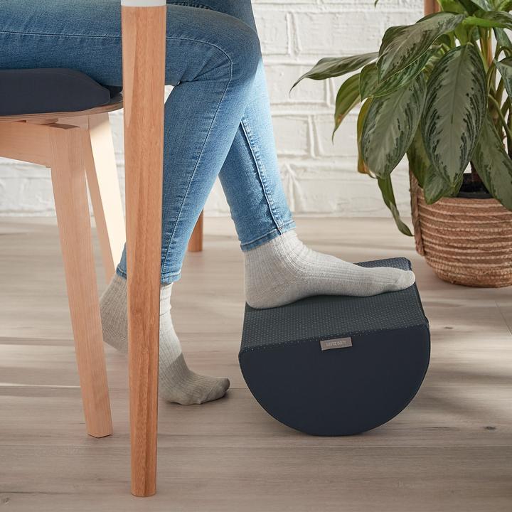 Image du produit Leitz Repose-pieds Ergo Cosy (26 x 14 x 40.5 cm)