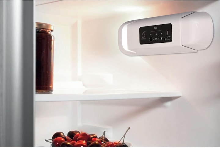 Produktbild Whirlpool ART3672 Einbau-Kühlschrank mit zwei Türen (239 l)