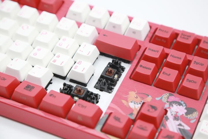 Actual product image Varmilo Koi VA109 (Swiss, Cable)