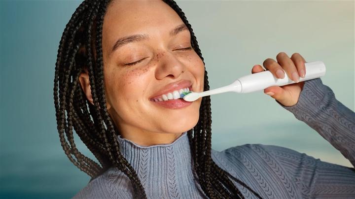 Actual product image Philips Sonicare 2100 HX4021/01