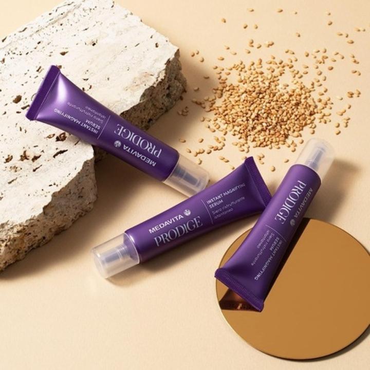 Actual product image Medavita Instant magnifying serum 4 x 15ml (60 ml)