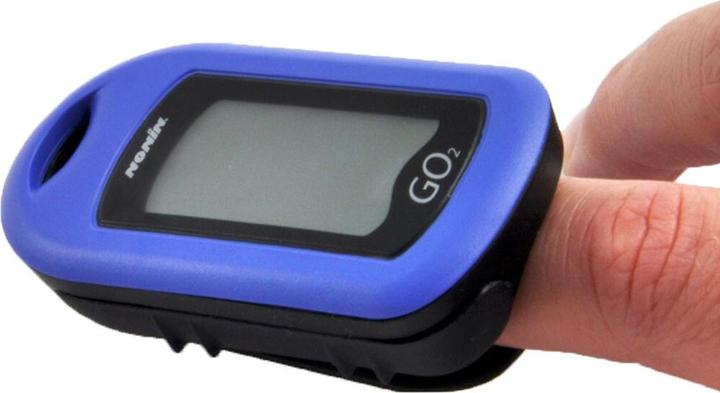 Actual product image Nonin Go2 9590 Vantage Finger Pulse Oximeter Red
