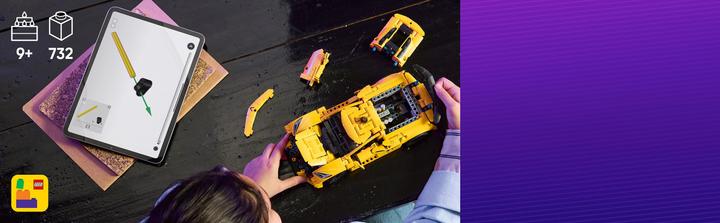 Actual product image LEGO Chevrolet Corvette Stingray (42205, LEGO Technic)
