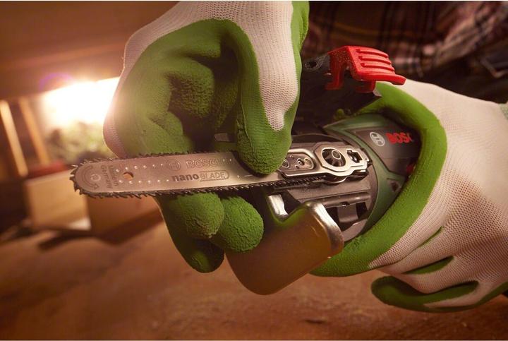 Produktbild Bosch Home & Garden EasyCut 12 (Akku Kettensäge)