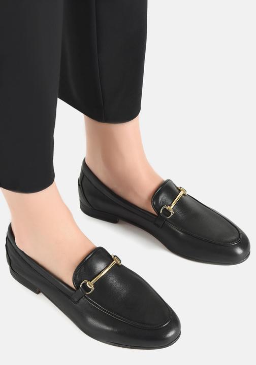 Actual product image Inuovo These loafers from are sure to be the new highlight in any women's shoe wardrobe! With their (40)