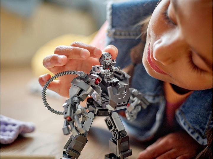 Actual product image LEGO War Machine Mech (76277, LEGO Marvel)